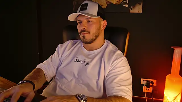 AngeloEric's Live XXX Chat