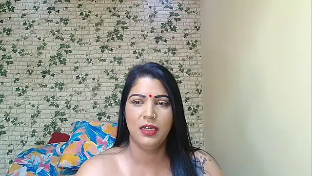 XIndianintimacy Adlı Modelin Canlı XXX Sohbeti