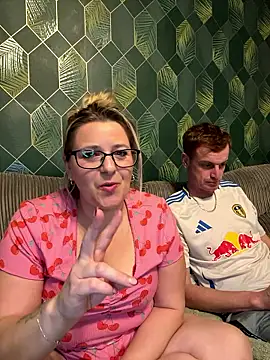 Онлайн чат XXX SweetXCandyX