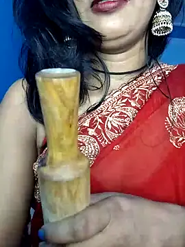 Janu-hasena's Live XXX Chat