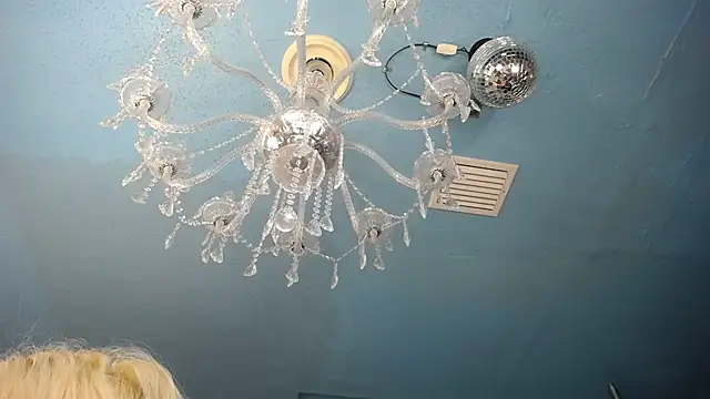 ADRIANNA_FOX Live XXX-chat