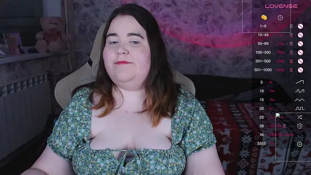 Estelle_Hicks Adlı Modelin Canlı XXX Sohbeti