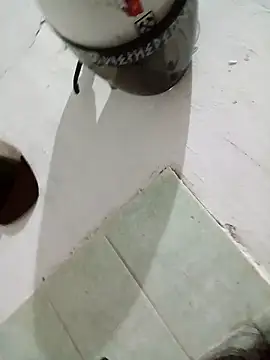 Astrape 现场XXX聊天