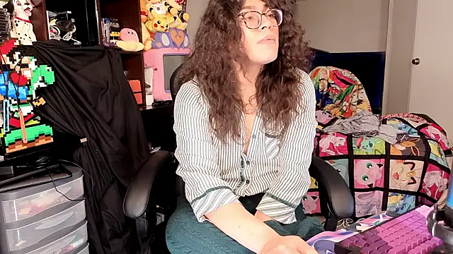 แชท XXX สดของ ShinyCherub