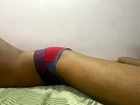 Show modela CALVINXXX na web-kameri