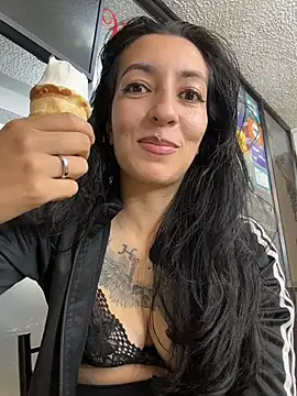 SALOME_KORLAND – Naživo XXX chat