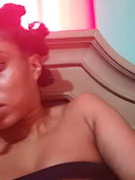 HONEYSWEETS_LIVEのライブXXXチャット