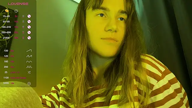 Chat +18 de kleya_ ao vivo