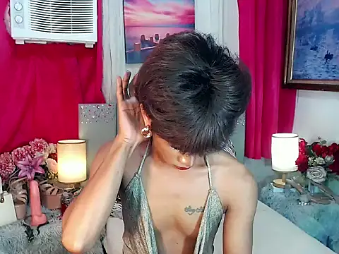 Tarah_MC_Collins' Live XXX Chat