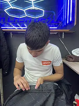 Johan_stick's Live XXX Chat