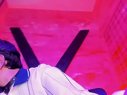 Eliot_Xのウェブカメラショー