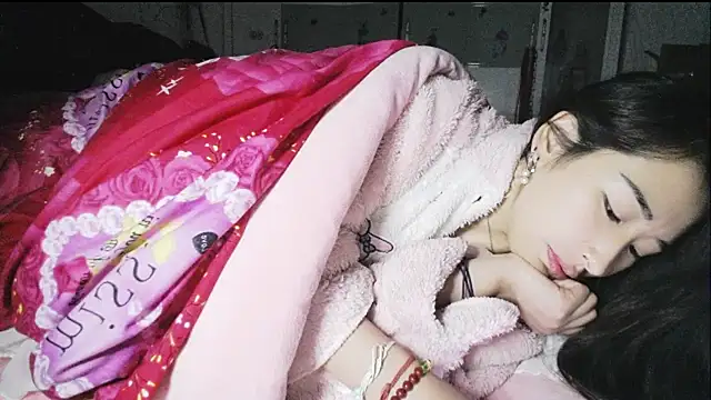 hebe-02's Webcam Show