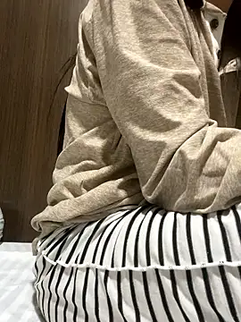 sabrina_v_ élő XXX-chatje