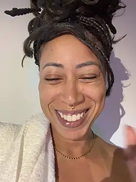 دردشة dianagolley420 الجنسية المباشرة