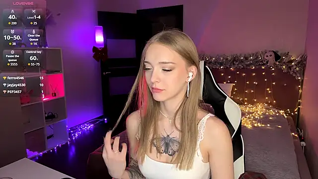 دردشة EvaPeace الجنسية المباشرة