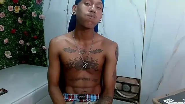 ManSant Chat XXX live