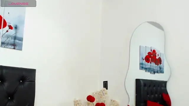 Chat +18 de pinky_f00x ao vivo