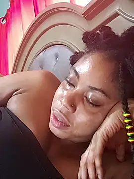 HONEYSWEETS_LIVE élő XXX-chatje