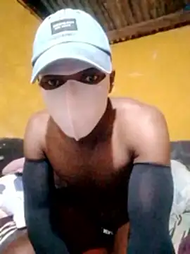 دردشة HornyAss_Bitch الجنسية المباشرة