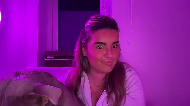 Chat +18 de maisiesmithx ao vivo