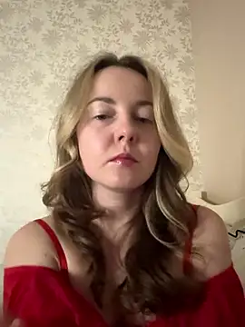 Chat +18 de Elineaa ao vivo