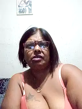Chat +18 de mileesha ao vivo
