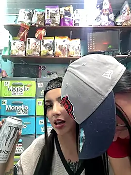 Онлайн чат XXX Lucy_699