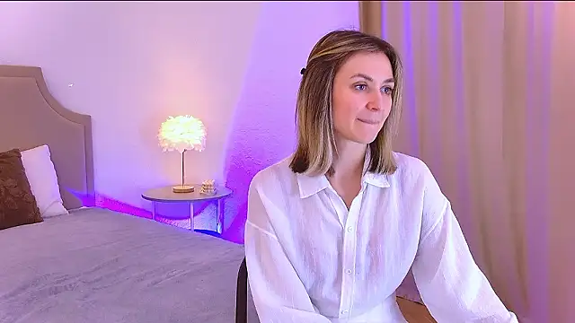 Онлайн чат XXX EmeraldGlow