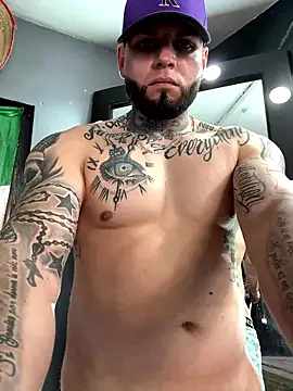 Онлайн чат XXX crazybarber69