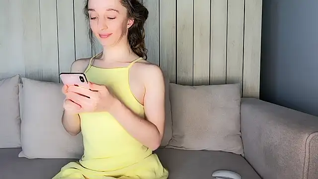 Živý XXX chat ShySchoolGirl