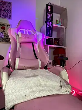 Chat +18 de Emma_Wish ao vivo