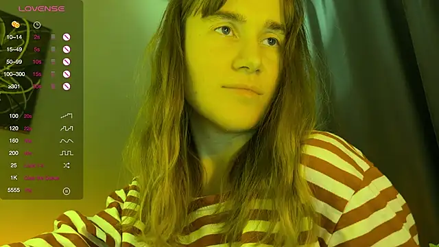 kleya_ Adlı Modelin Canlı XXX Sohbeti