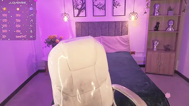 XXX chat uživo modela Abigaiil__ds