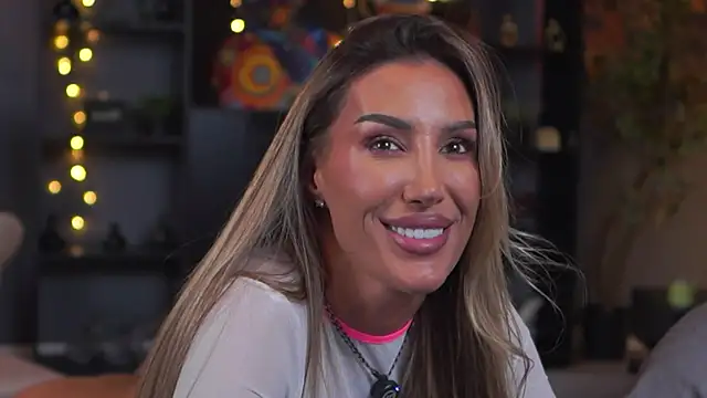 Evelyn_Evyyy 现场XXX聊天