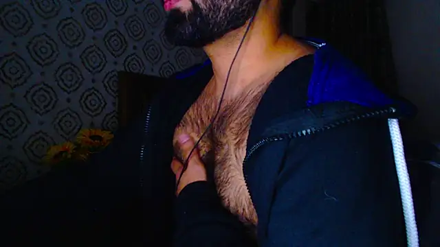 cutebeardiのライブXXXチャット