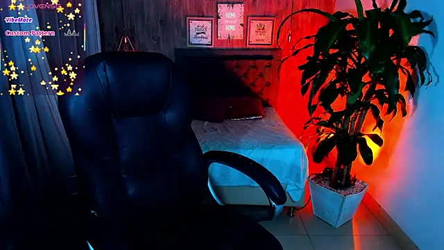 XXX chat uživo modela miichael_black