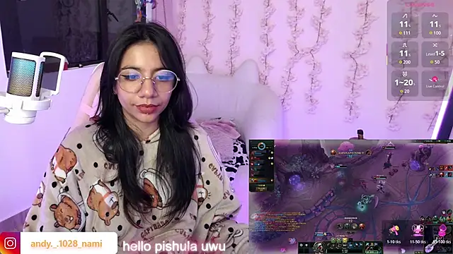 Nami_usagi live XXX chat