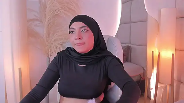 Sooffii_1 élő XXX-chatje