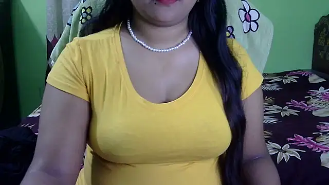 BengaliQueenStar Chat XXX in diretta