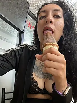 SALOME_KORLAND – Naživo XXX chat