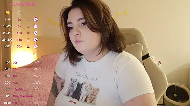 دردشة YumiYammy الجنسية المباشرة