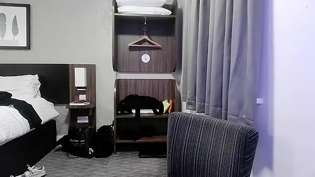 Edenfox- Chat XXX live