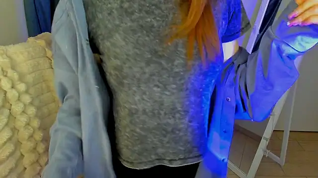 Chat +18 de Catherine_e ao vivo