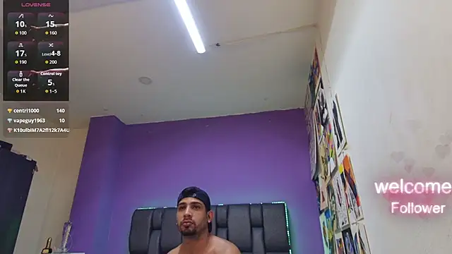 ashtoncooperr Live XXX-Chat