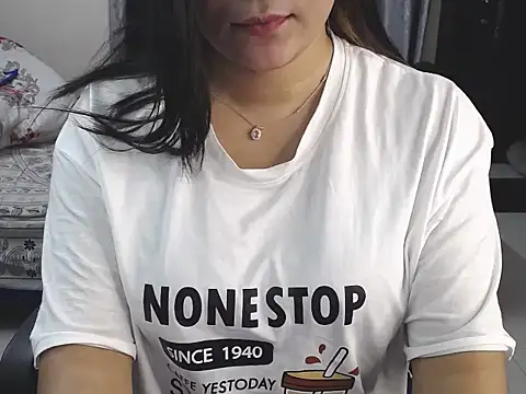 Chat +18 de Ridiha_Pari ao vivo