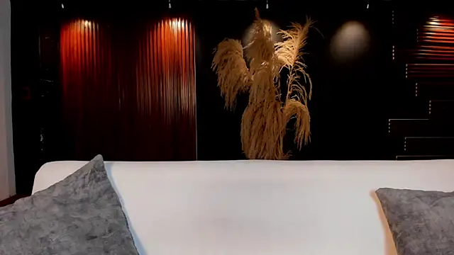 sofiapalacioss' Live XXX Chat