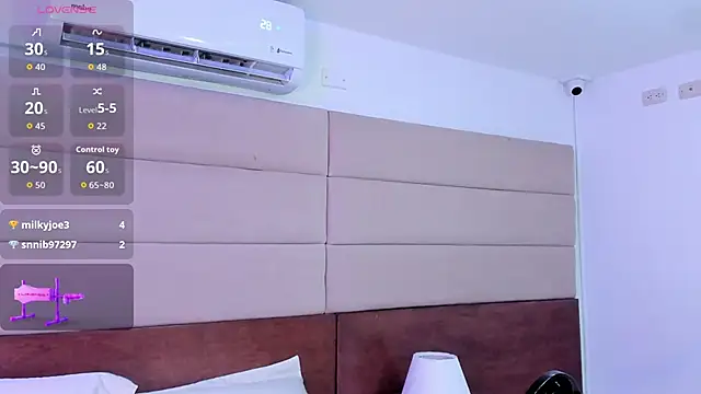 Chat +18 de mia_celezte ao vivo