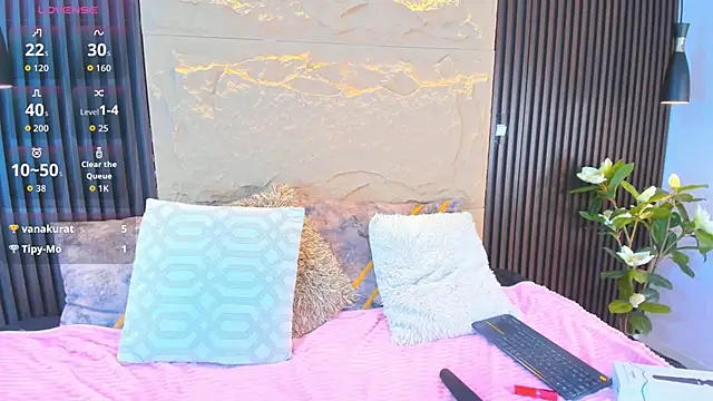 GenesisBlaze's Webcam Show