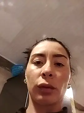 Chat XXX en directo de Lunabex_