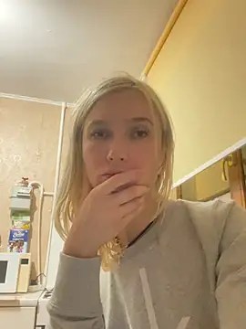 XXX chat uživo modela AngelJeni